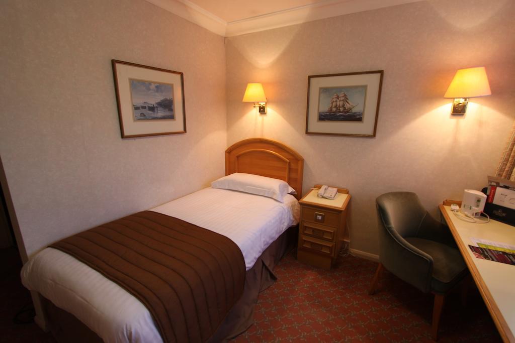 Swallow Churchgate Hotel Harlow Kamer foto