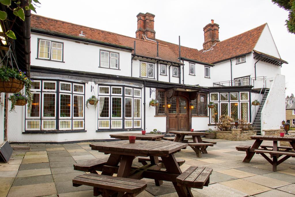 Swallow Churchgate Hotel Harlow Buitenkant foto