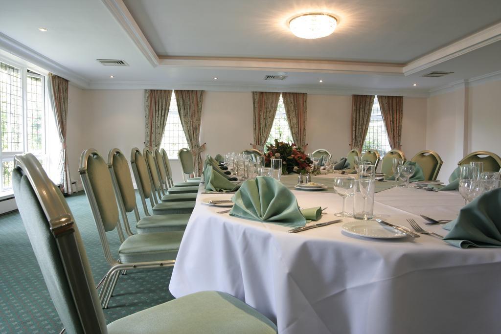 Swallow Churchgate Hotel Harlow Restaurant foto